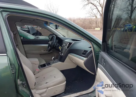 2011 Subaru Outback 2.5I Premium из США, поврежденный, VIN 4S4BRCCC4B3334230